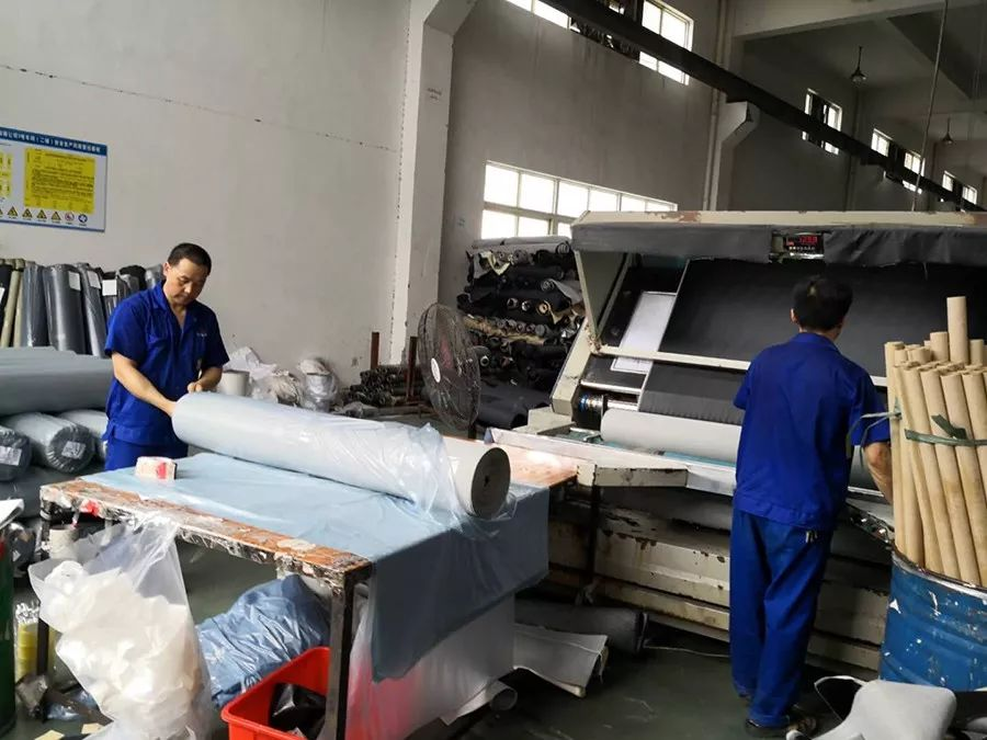 皮革車間廢氣異味用什么設(shè)備處理？